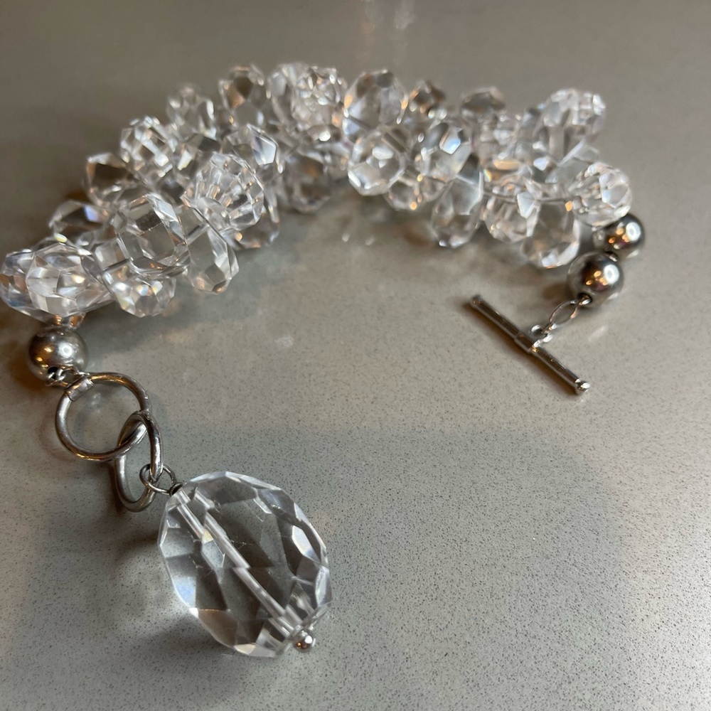 DEB GUYOT ROCK CRYSTAL BRACELET